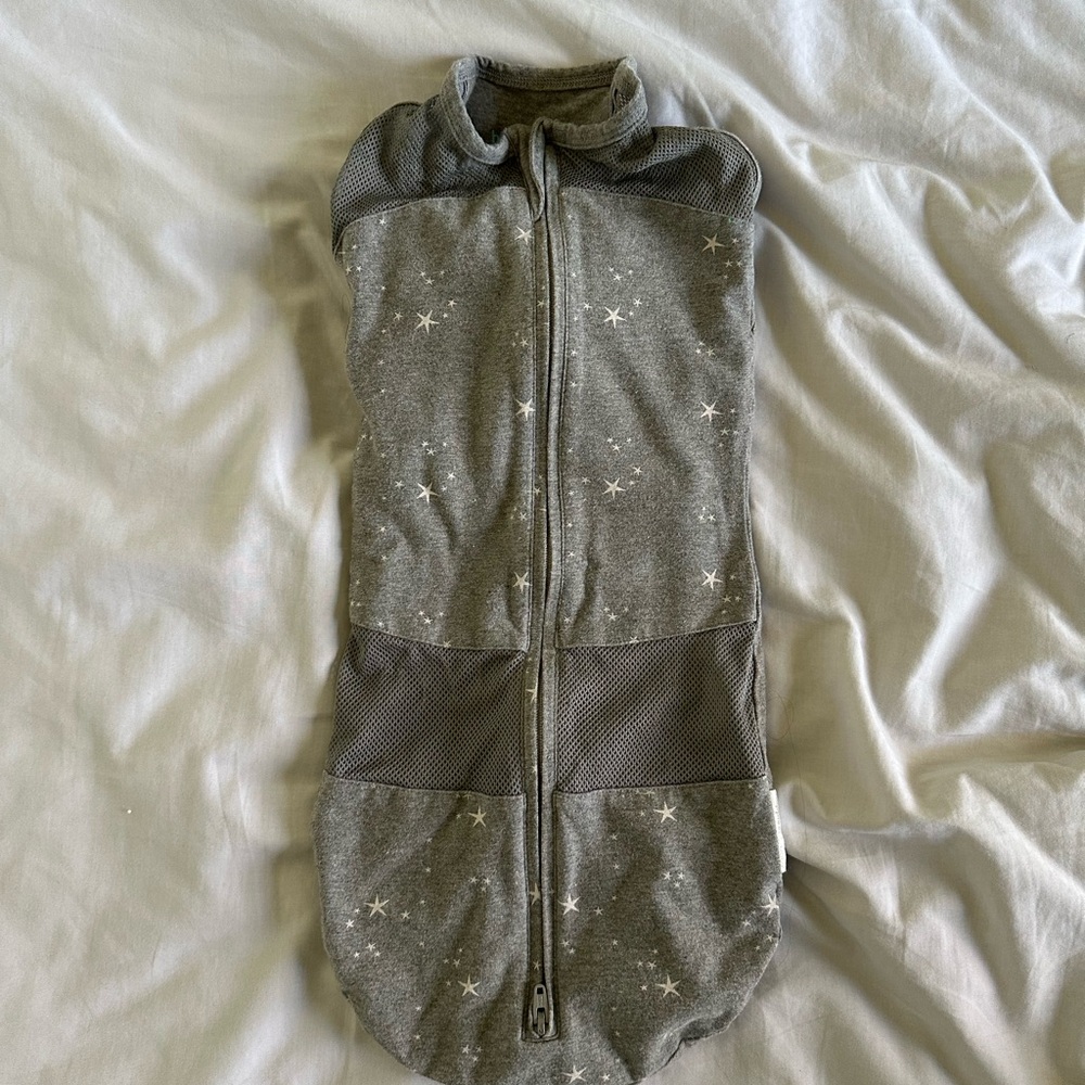 Happiest Baby newborn swaddle